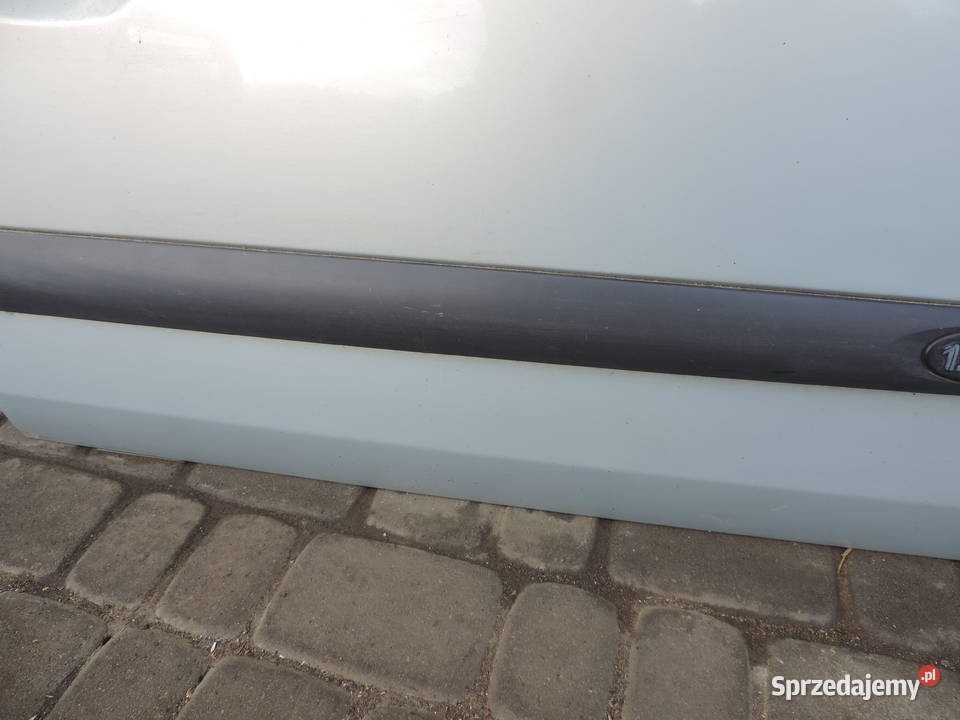 RENAULT CLIO 2 5D DRZWI PRAWY PRZÓD MV632 małopolskie Nowy Sącz