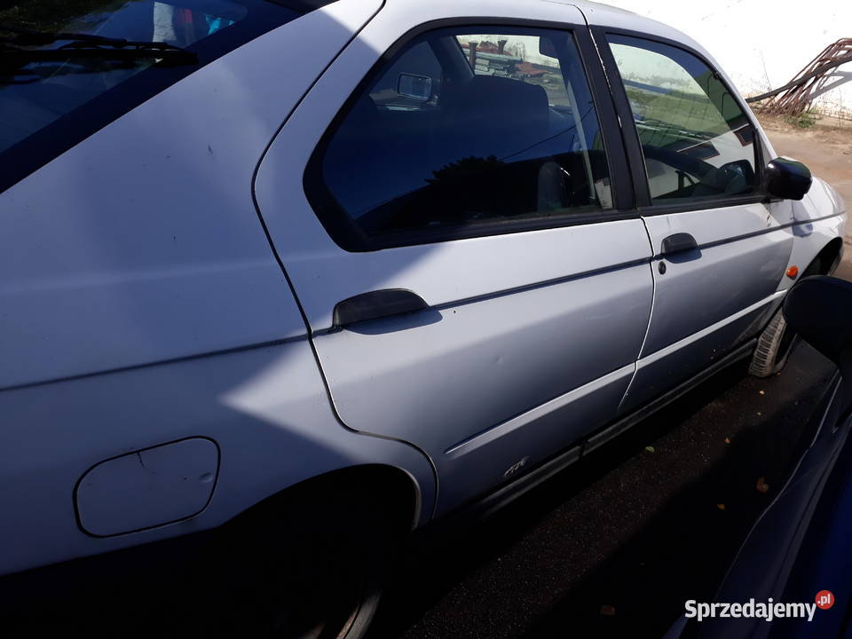Alfa Romeo 147 16 Boxer części ładne wnętrze osobowe Łagów