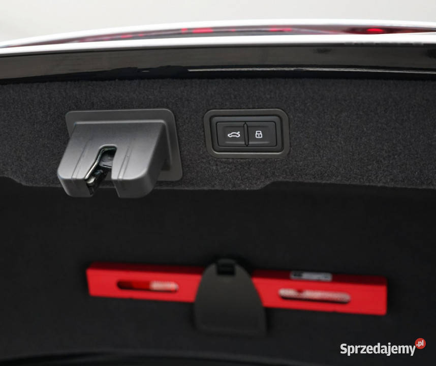 Audi A8 50 TDI Quattro Long HDMatrix BO Advance czarny Kielce