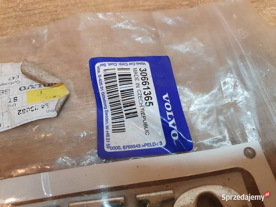 VOLVO XC70 LOGO EMBLEMAT NAPIS TYŁ NA KLAPĘ osobowe Międzychód