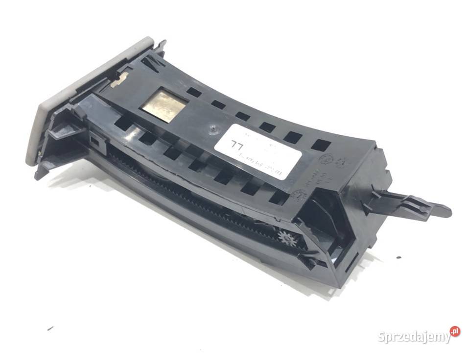 UCHWYT NA NAPOJE BMW E83 1216388 0311 Hatchback