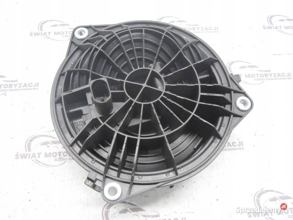VW POLO V 11r zamek klapy 6R6827469