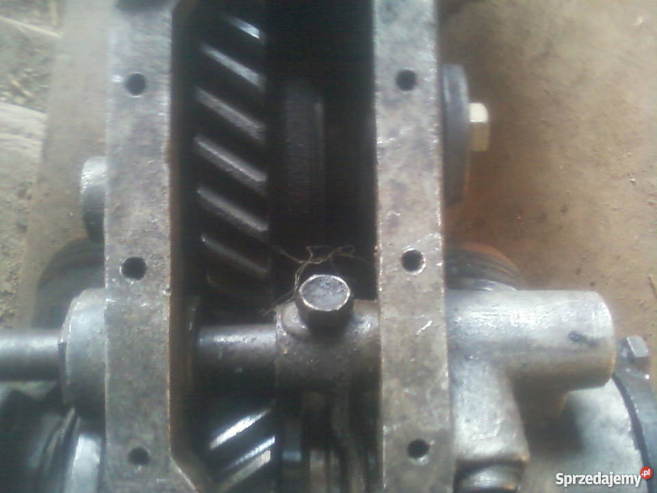 Skrzynia biegów z reduktorem Aro Muscel Skrzynia