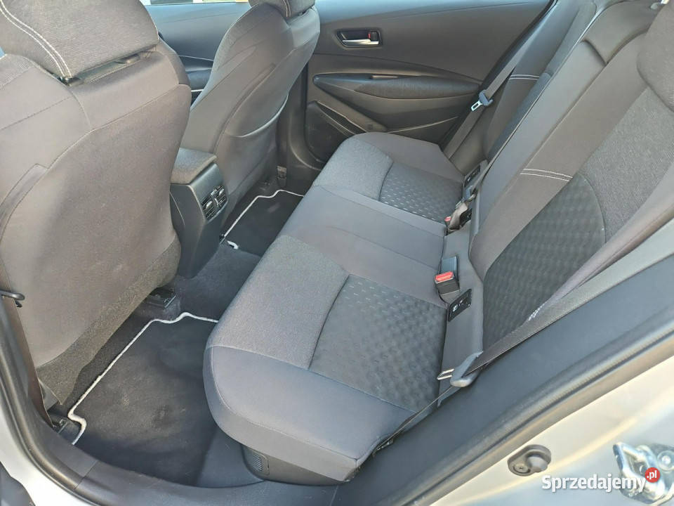Toyota Corolla 18 Hybrid 140 COMFORT TECH salon Warszawa