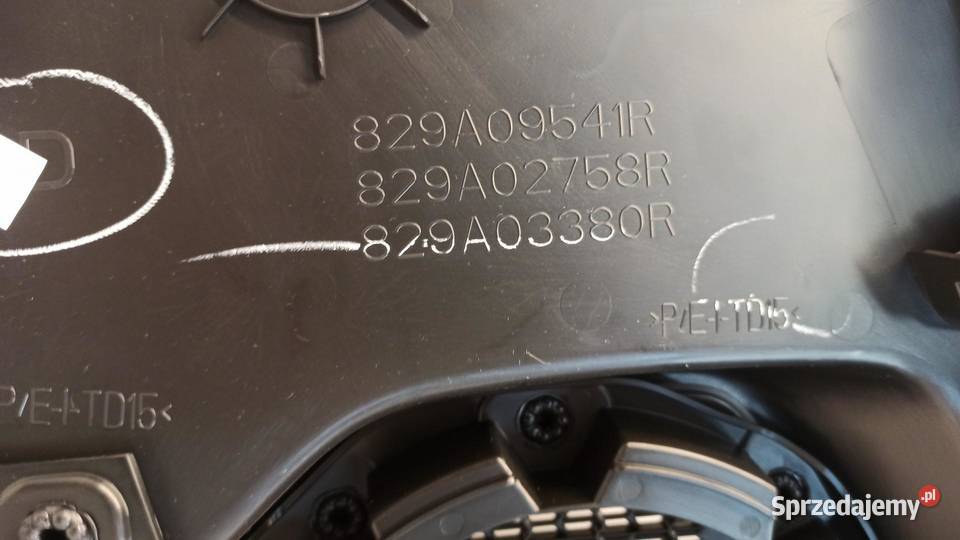 DACIA SANDERO STEPWAY III BOCZEK DRZWI PRAWY TYŁ osobowe dolnośląskie sprzedam