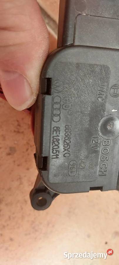 Silniczek klap nagrzewnicy AUDI A4 B7 663834NC osobowe Części samochodowe Szczecin