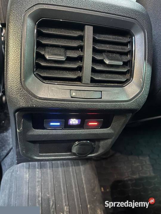 Volkswagen Tiguan 15 Benzyna 149 2020r Tiguan Samochody osobowe Wieliczka sprzedam