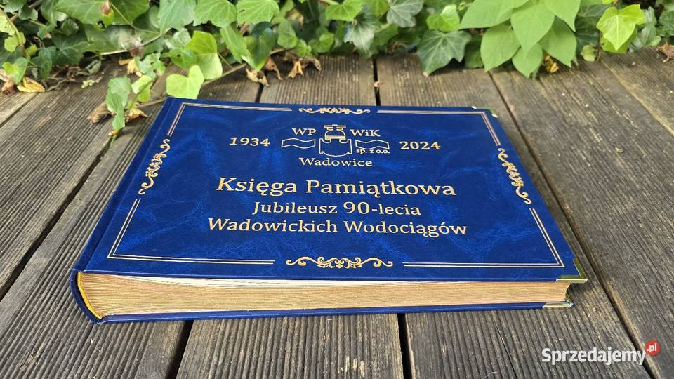 Kronika Księga B4 z dowolnym złotym nadrukiem zachodniopomorskie Kołobrzeg