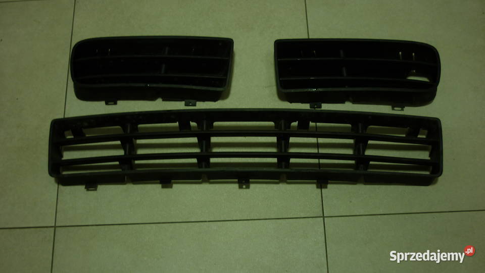 Kratka zderzaka Golf 4 1J08533677D Pobiedziska