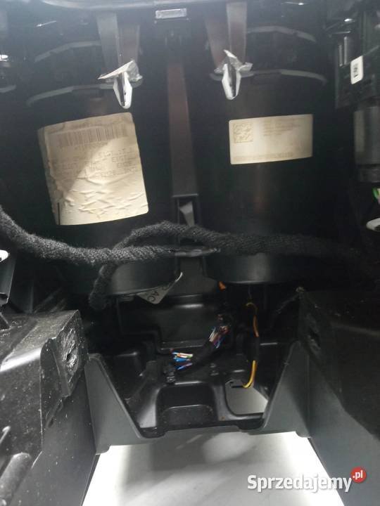 TUNEL ŚRODKOWY PODŁOKIETNIK PANEL NAWIEWU TYŁ Podłokietniki