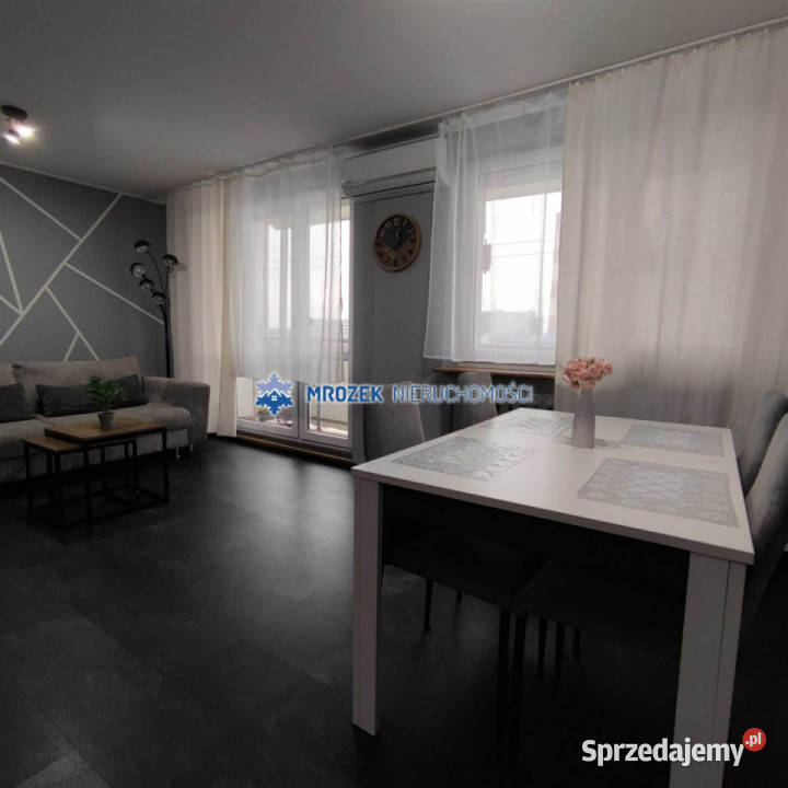 Sprzedam mieszkanie 557m2 3 pokoje blok śląskie Jastrzębie-Zdrój