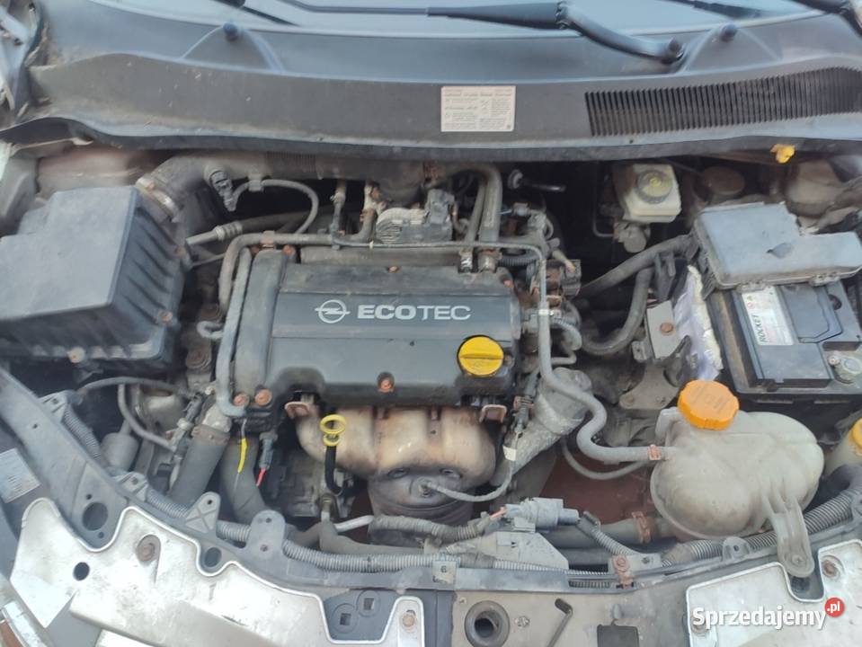Corsa D silnik 14 Benz uszkodzony Silniki kompletne mazowieckie Radom