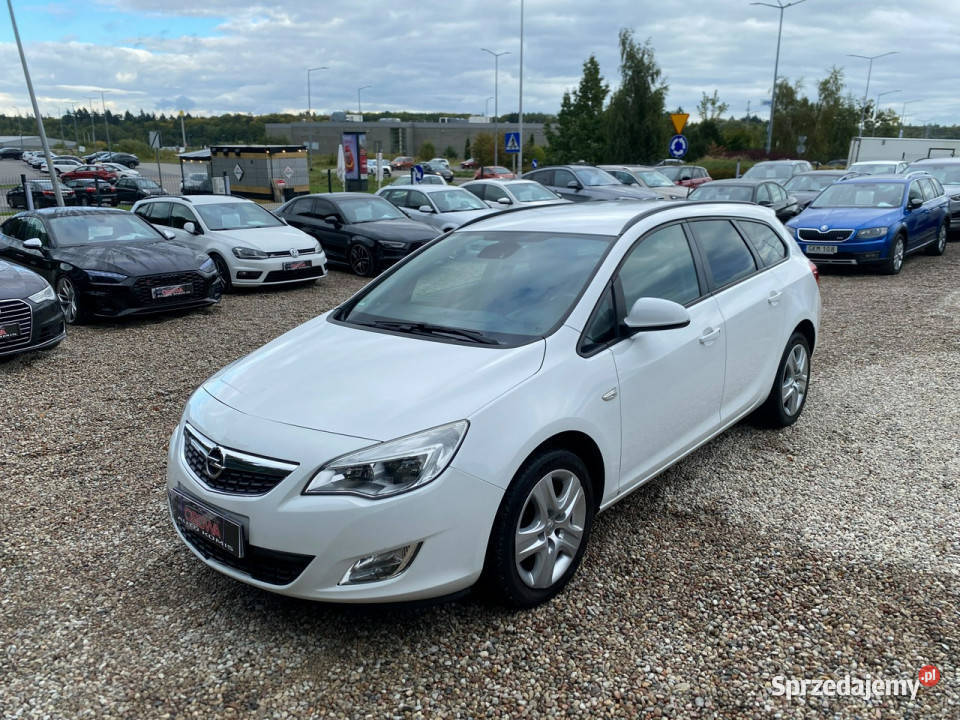 Opel Astra 14 turbo 140 klimatronik podgrzewane isofix Astra sprzedam