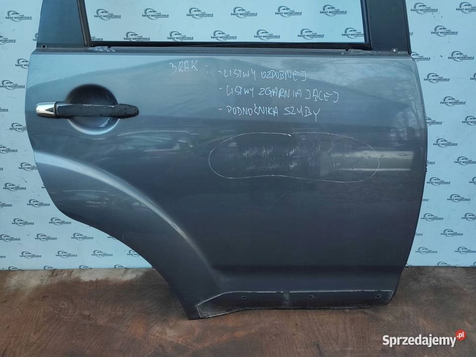 OUTLANDER II 08r Drzwi prawy tył 30 mikronów Kielce sprzedam
