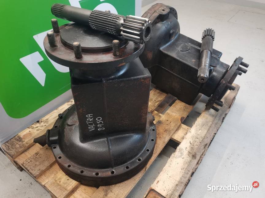 Valtra 8550 Obudowa piasty tylnej 33679900 Wilkowo