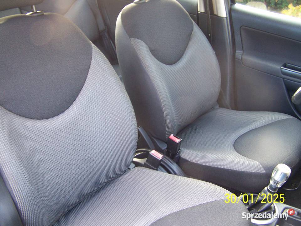 Citroen C3 14hdi 68 klima hak mały przebieg welurowa tapicerka Tarnów