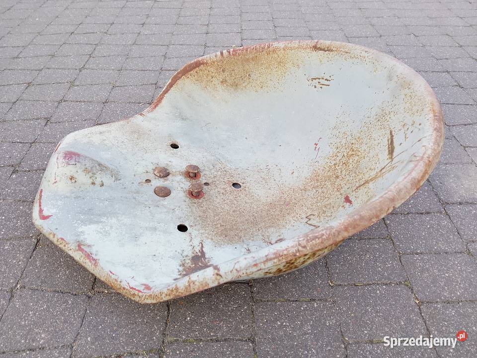 Stare siedzisko siedzenie metalowe Ursus PRL 50cm świętokrzyskie Mirzec