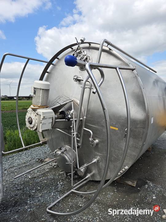 Zbiornik izolowany 15 000l z mieszadłem i