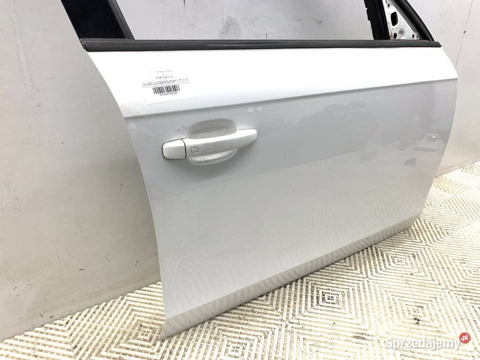 DRZWI PRAWY PRZÓD AUDI A4 B8 Kombi 0715 Drzwi podkarpackie