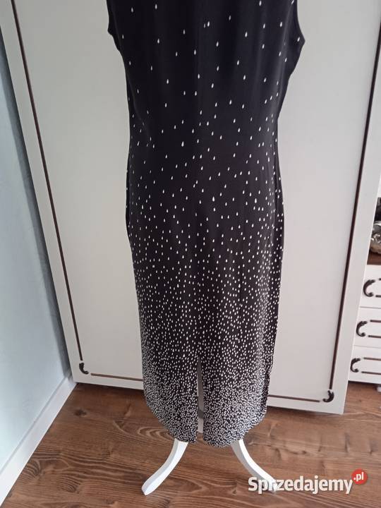 DŁUGA CZARNA SUKIENKA Z ŻORŻETY W KROPELKI OPUS Piła sprzedam