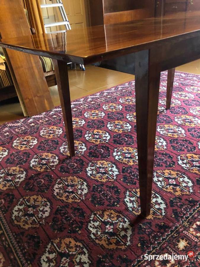 Rozkładany stół patyczak do jadalni z okresu PRL Kalwaria Zebrzydowska