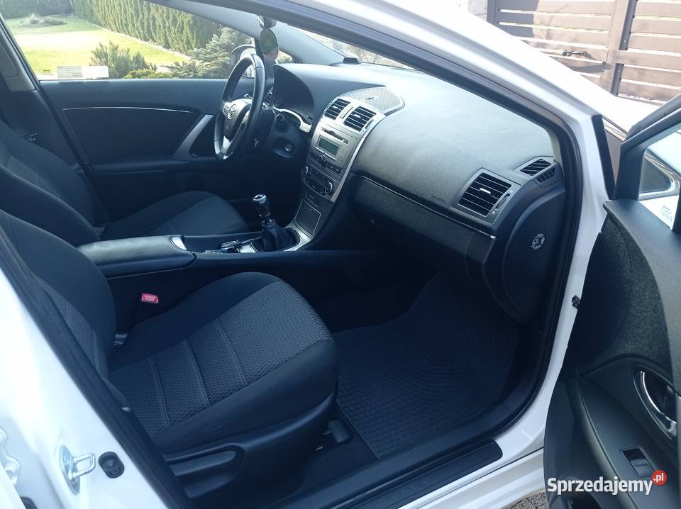 Toyota Avensis 20 D4D Luna relingi dachowe Wronowice