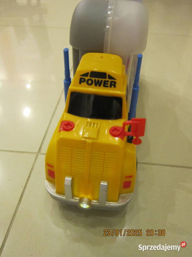 Samochód z naczepą do skręcani dzieci Warszawa