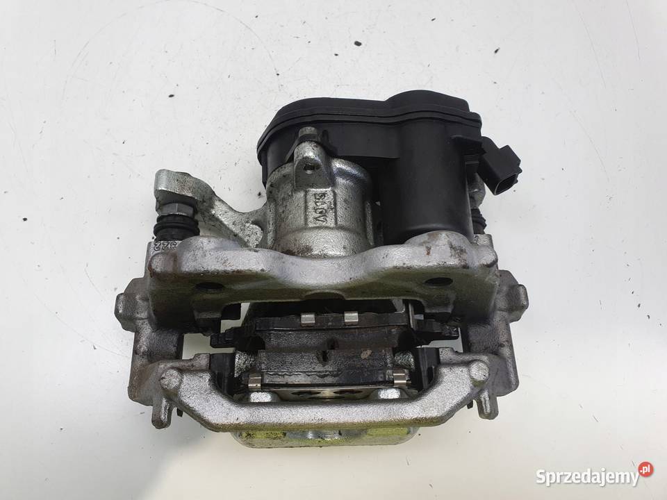 Toyota Yaris IV TYLNY ZACISK HAMULCOWY prawy tył sprzedam