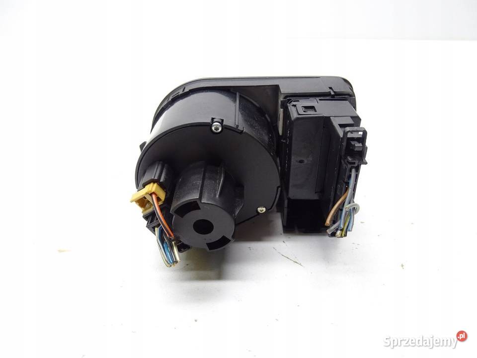 PRZEŁĄCZNIK WŁĄCZNIK PANEL ŚWIATEŁ AUDI A3 8P