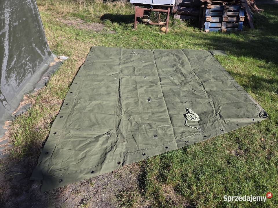 Plandeka brezent wojskowy 27 x 24 m z armii pomorskie Stegna