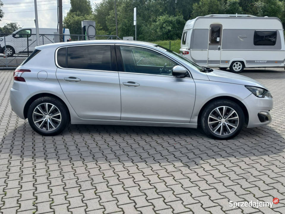 Peugeot 308 12 benzyna 130 6biegów full ledy srebrny Kęty