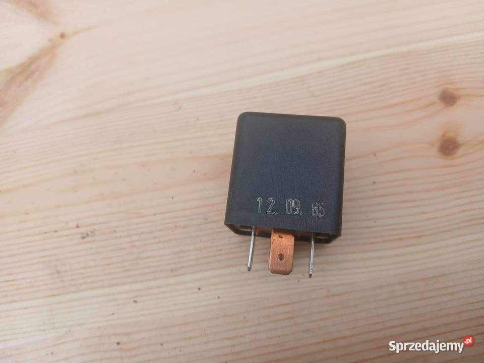 Przekaźnik 92861520300 Porsche 944 lift 25 benz