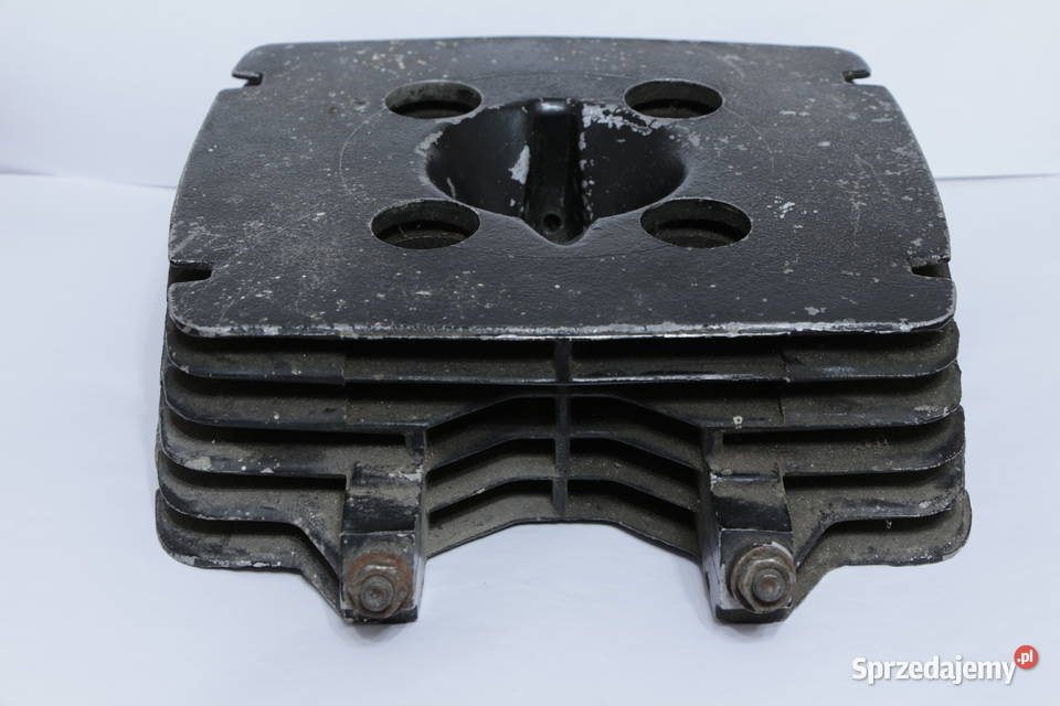 Głowica silnika MZ ETZ 250 251 oryginalna DDR Bieżuń