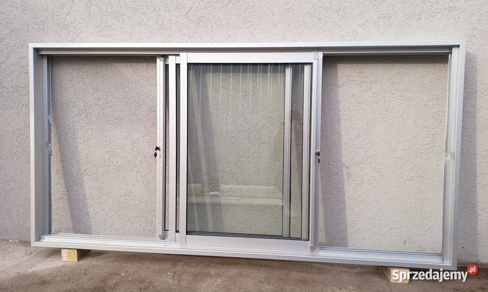 Okno przesuwane podawcze rozsuwane w bok na Drzwi i okna Warszawa
