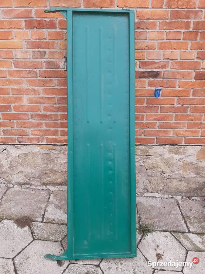 Burta tylna rozrzutnik Warfama nieuszkodzony Radomsko