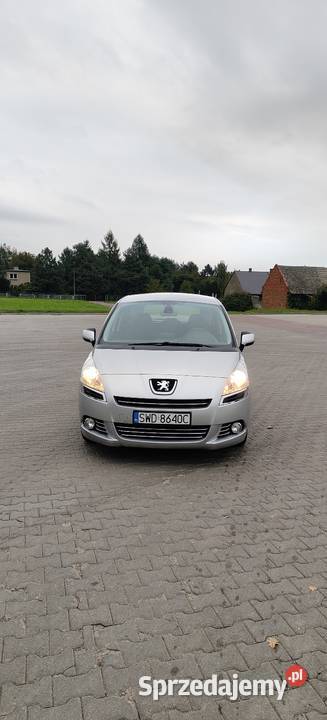 Peugot 5008 16 benzyna mały przebieg elektryczne szyby Syrynia