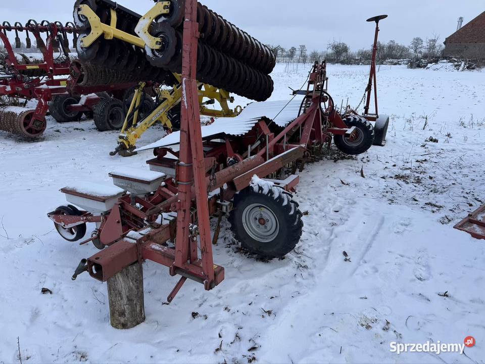siewnik do buraków kverneland accord monopill S Siewniki i sadzarki Strzydzew