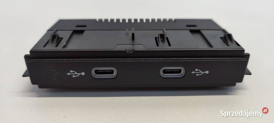 VW TIGUAN ALLSPACE PORT GNIAZDO USB 5NA035700