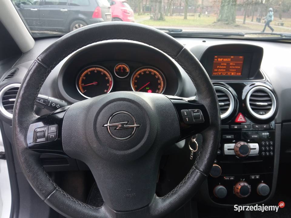 Opel Corsa 14 87 Bogato Wyposażona Ładna