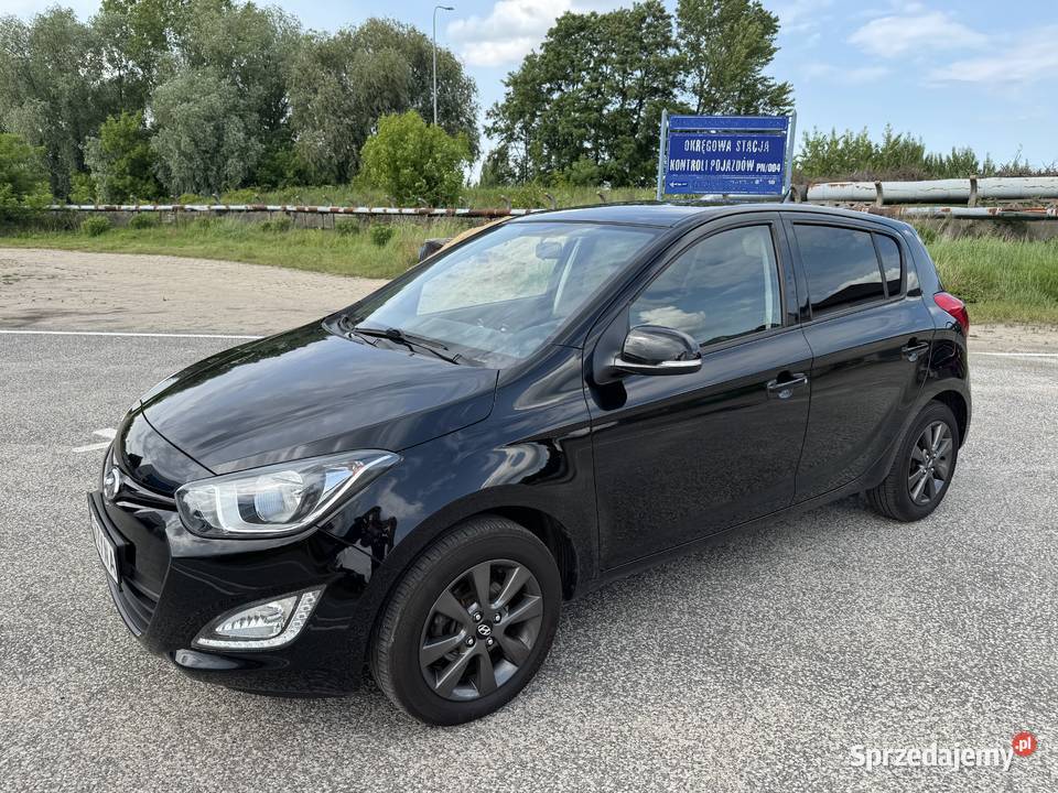 Hyundai i20 125 BENZYNA Klimatyzacja Tempomat Konin