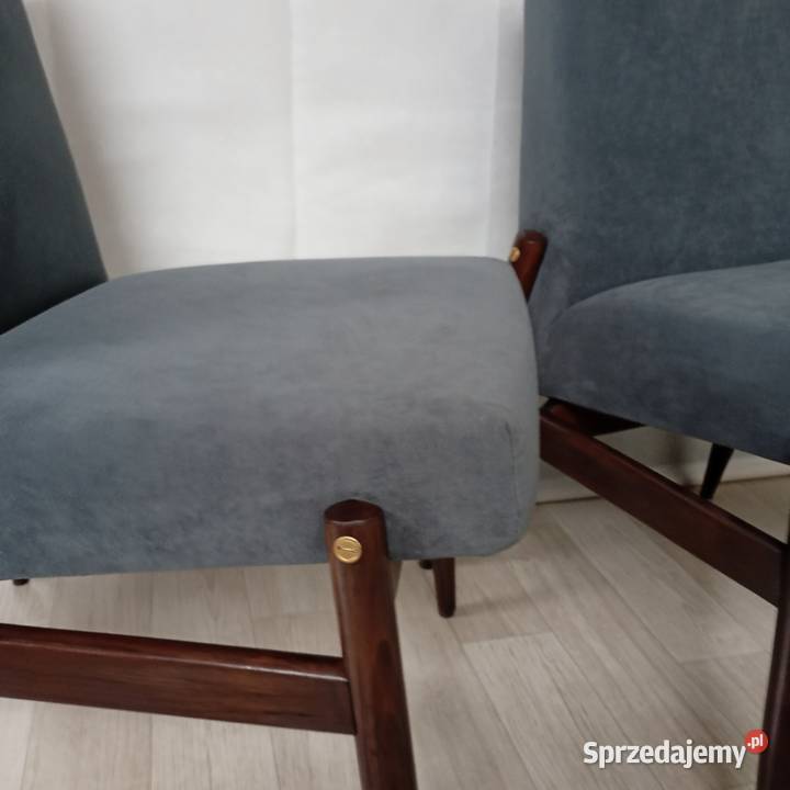Dwa fotele z PRL CELIA typ 300227 renowacji Puszczykowo sprzedam