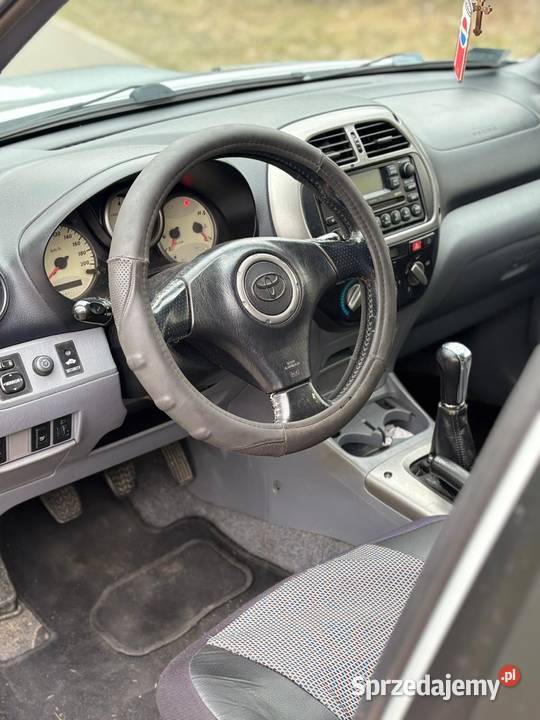 Toyota RAV4 II 2003 20 D4D 116KM
