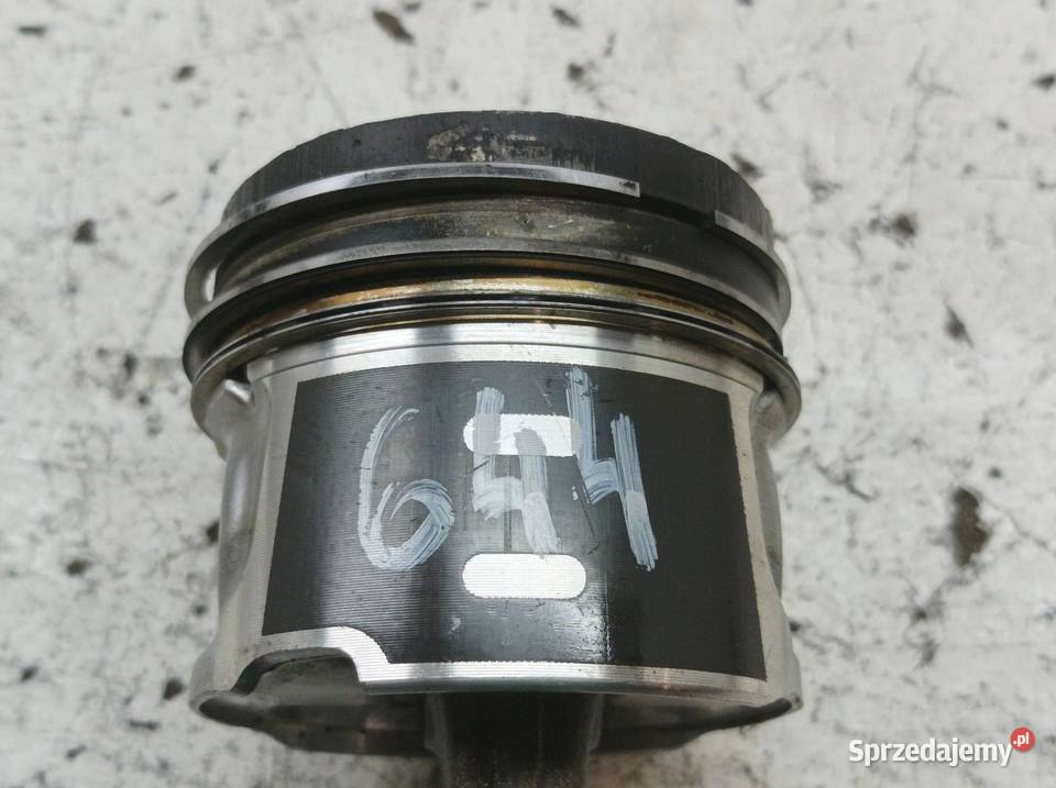 TŁOK KORBOWÓD 75L118 16 E HDI Citroen C4 Cactus