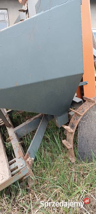 Sadzarka do ziemniaków Siewniki i sadzarki Jangrot