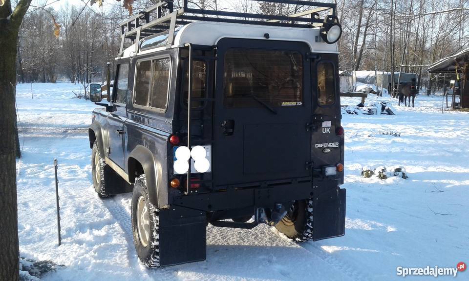 Defender 90 TD300i 113KM Mzyki