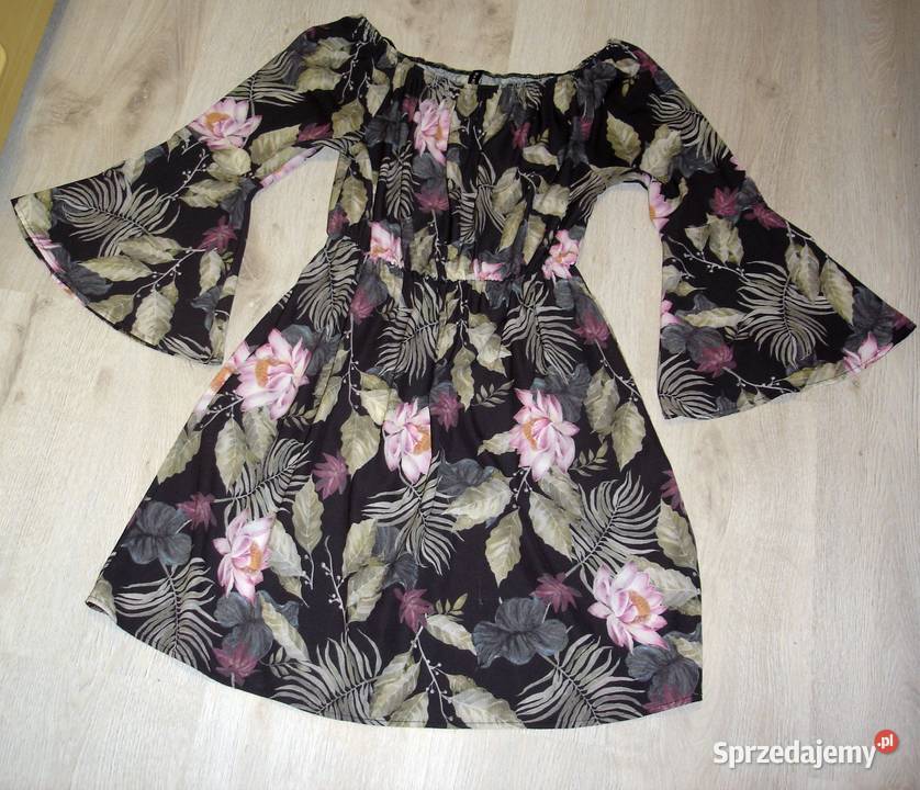 Letnia sukienka w kwiaty rozmiar uniwersalny Rozmiar uniwersalny