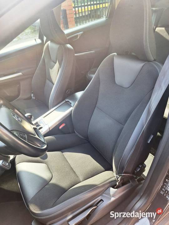 Volvo XC 60 20 5R 163 Serwis Nawi Grzane Fotele hak Radom sprzedam