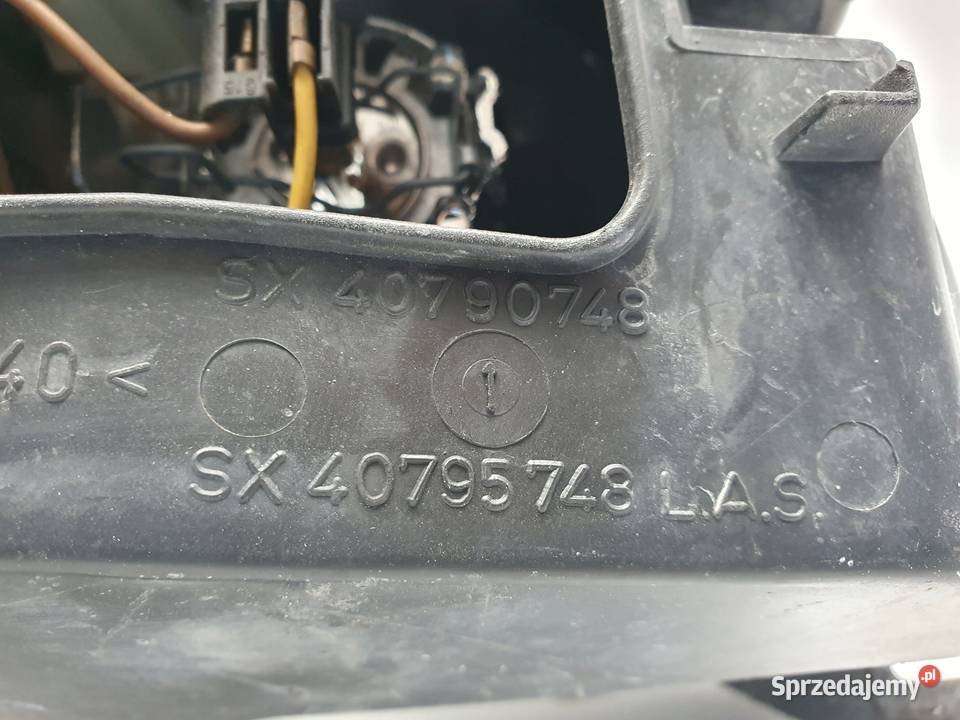 LEWA lewy Fiat Stilo 0107r PRZEDNIA LAMPA przód