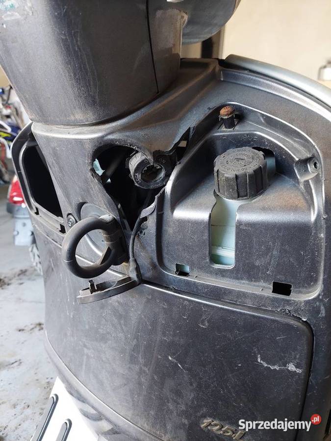 Piaggio vespa gts 125 2004 Białystok