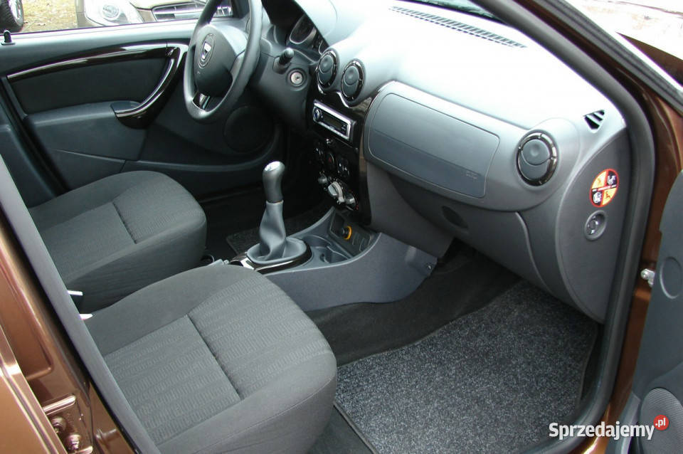 Dacia Duster 16 etyl 105 Mały przebieg super Piła